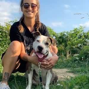 Meet your Posher, Olivia